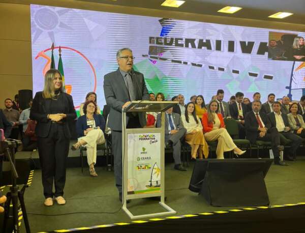 Fala do ministro das Relações Institucionais, Alexandre Padilha